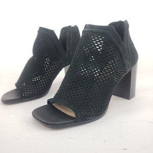 VINCE CAMUTO Women's Black Suede Leather Ankle Boots Heels Shoes Size 5.5